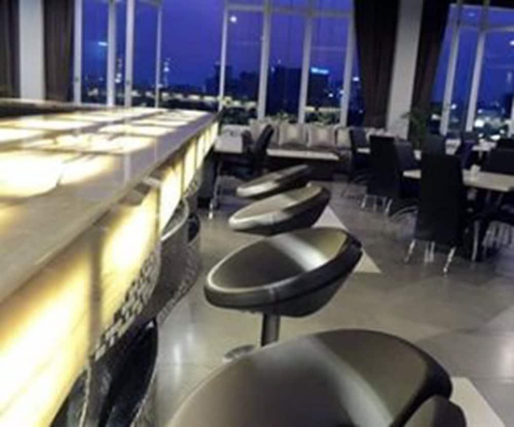 De'Rain Hotel Bandung Ngoại thất bức ảnh